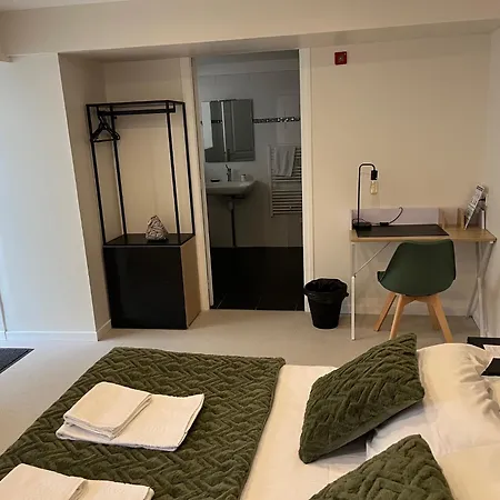 Le Saint Patrice Hotel Bayeux