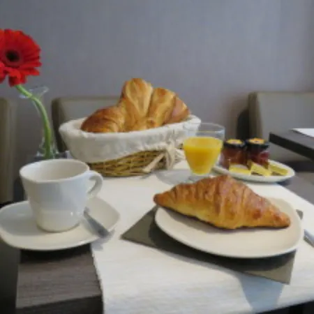 Le Saint Patrice Hotel 2*