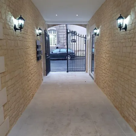 Hotel Le Saint Patrice 2*