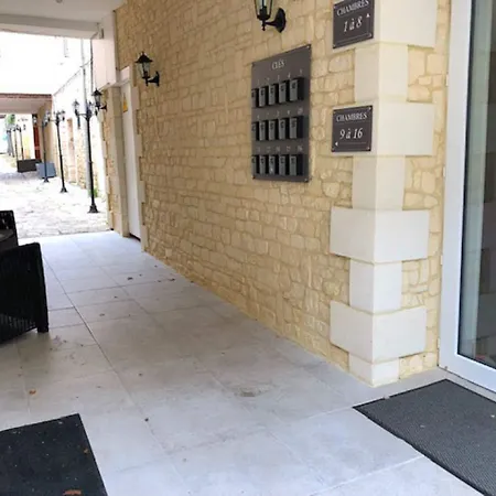 Le Saint Patrice Hotel 2*