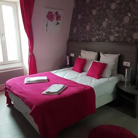 Le Saint Patrice Hotel