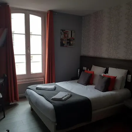 Le Saint Patrice Hotel 2*