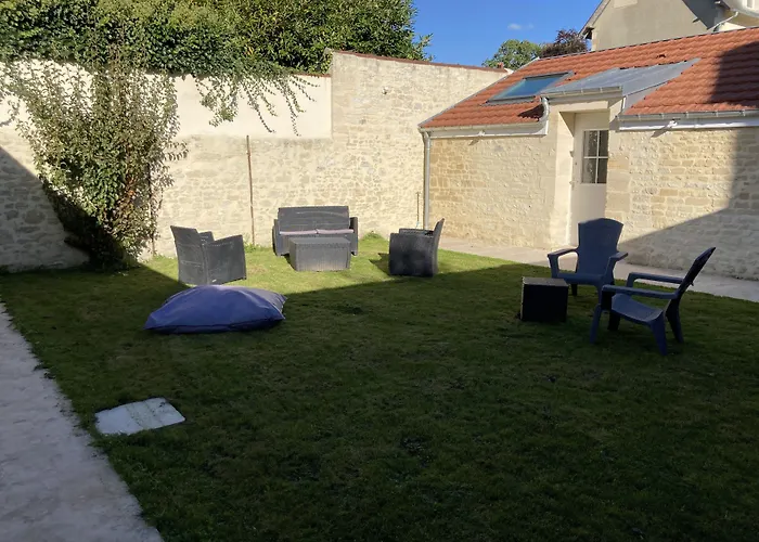 Hotel Le Saint Patrice Bayeux