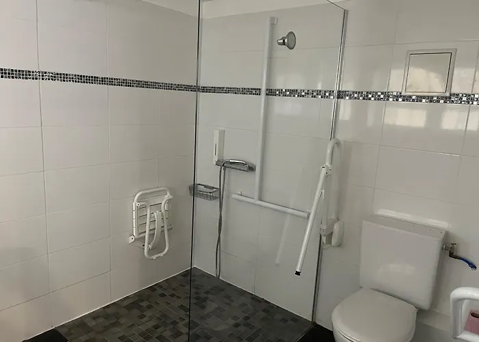 Le Saint Patrice Hotel 2*