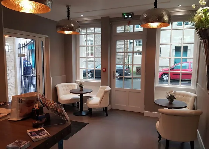 Le Saint Patrice Hotel 2*