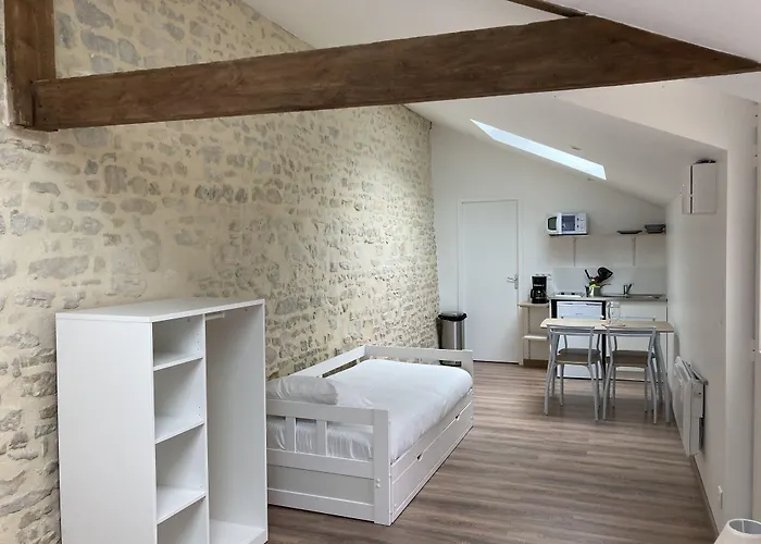 Le Saint Patrice Hotel 2*