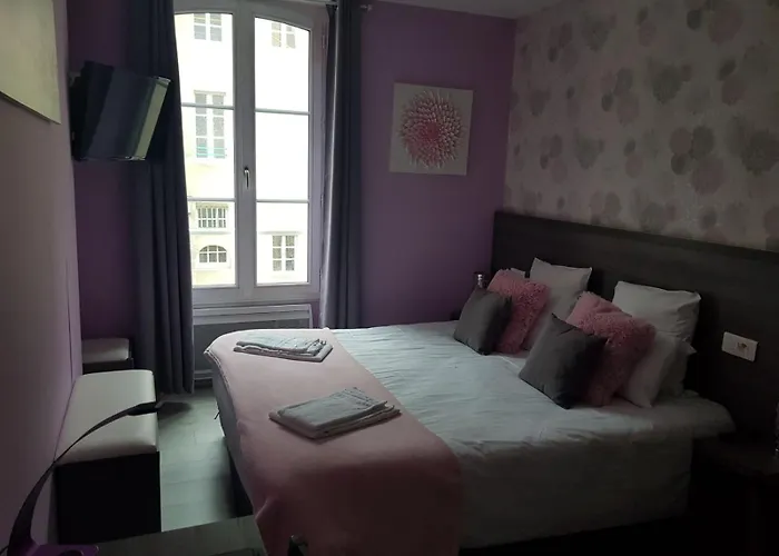 Le Saint Patrice Hotel 2*